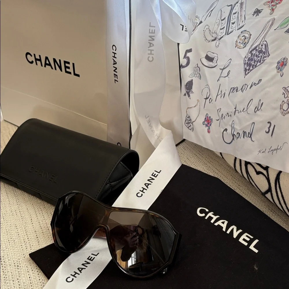 Chanel Brown Tone Sunglasses - Picture 7 of 13